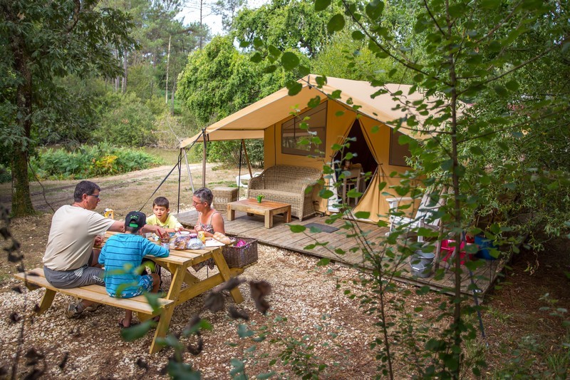 Camping Sites Et Paysages Etang De Bazange